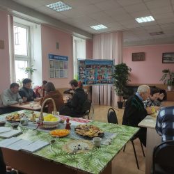 Праздник сбора урожая в отделении дневного пребывания для инвалидов.