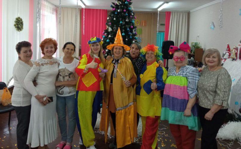«СуперБАБУШКИ» посетили воспитанников приюта с праздничной программой