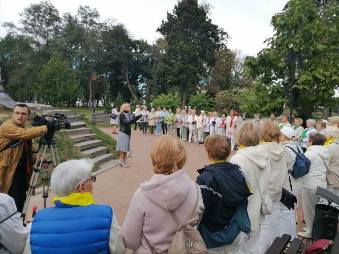 III Республиканский марафон по скандинавской ходьбе для людей старшего поколения "Шаг к долголетию"