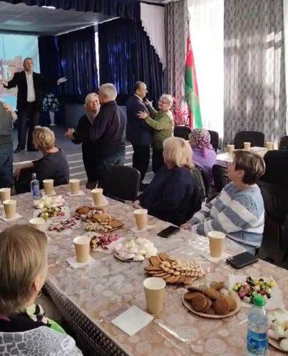 Праздничное мероприятие для граждан пожилого возраста с инвалидностью по слуху