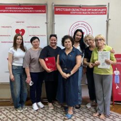 Обучающие курсы для помощников по уходу со знанием элементов кинестетикс